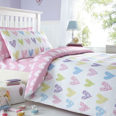 Kids' pink heart print bedding set